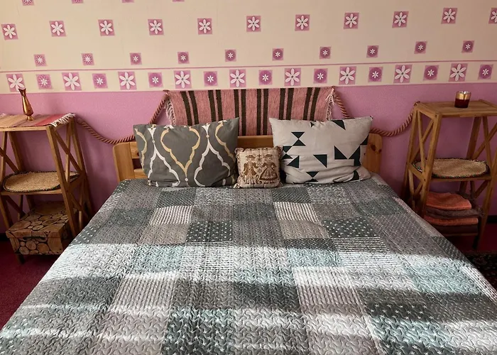 Cosy Room Puessi Town